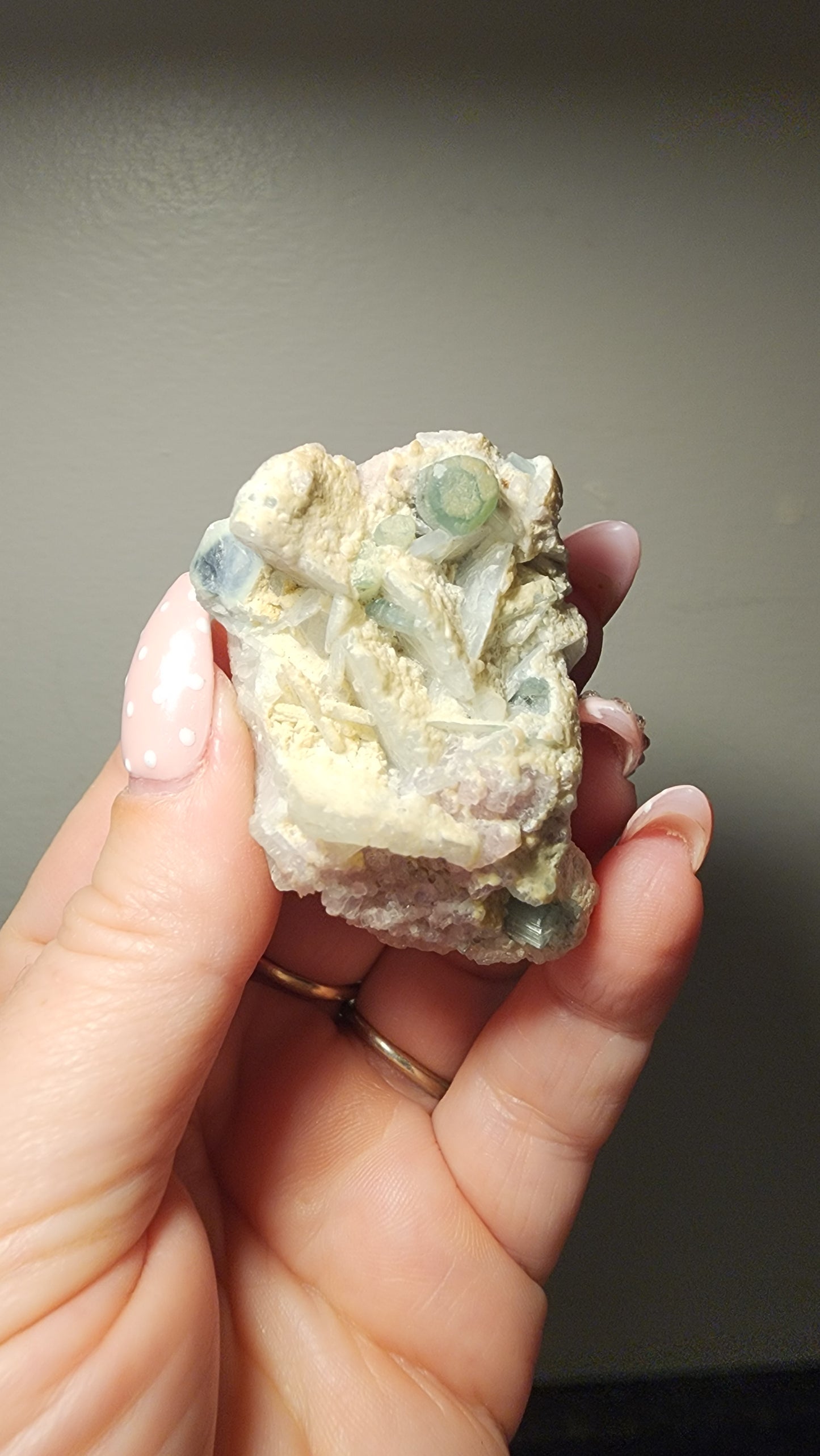 Indicolite Tourmaline on Cleavelandite and Lepidolite C500