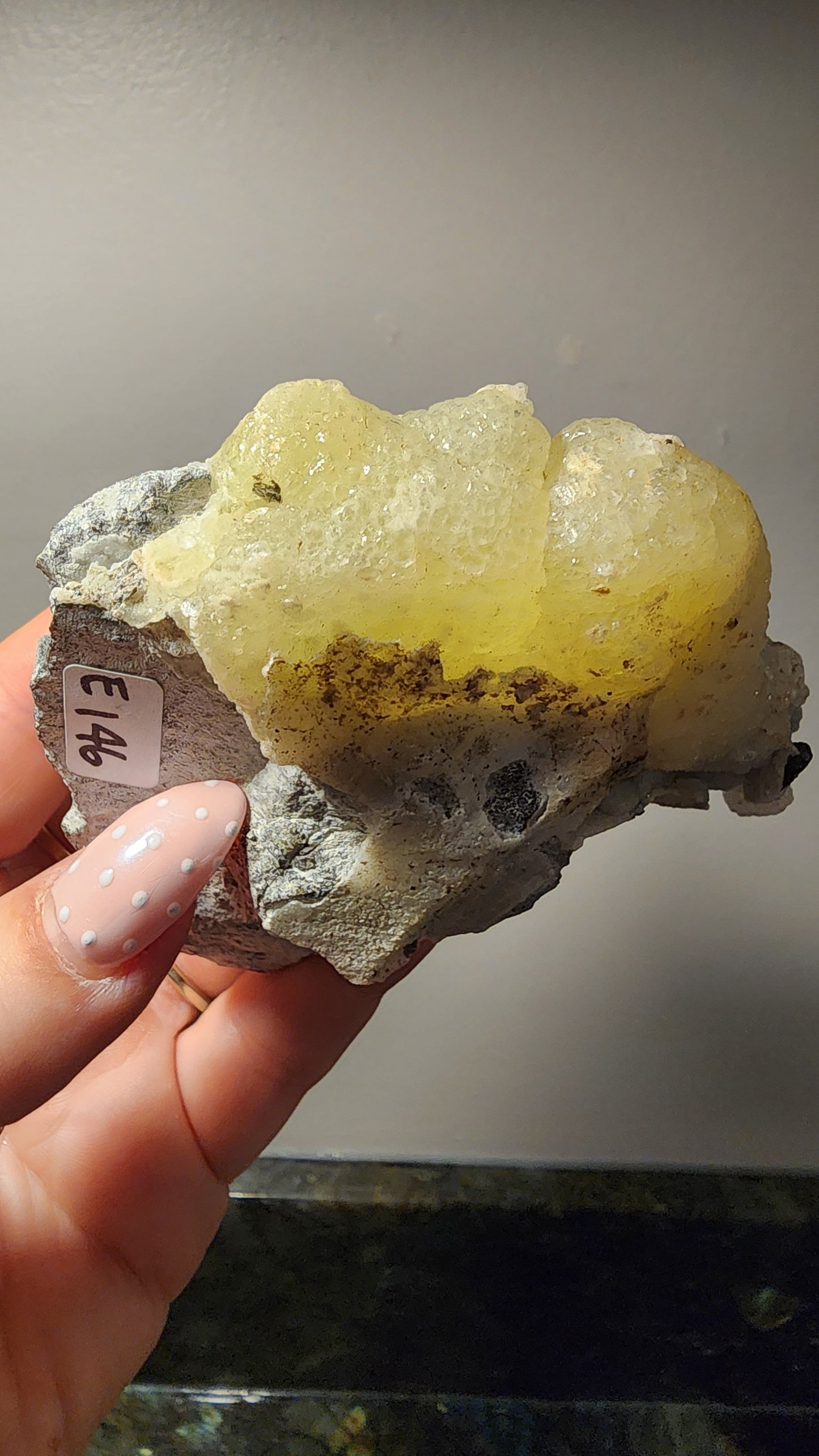 Rare Brucite E146
