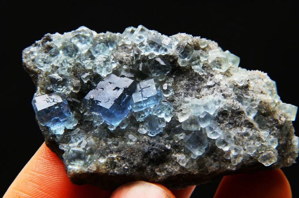 Blue Phantom Cube Fluorite