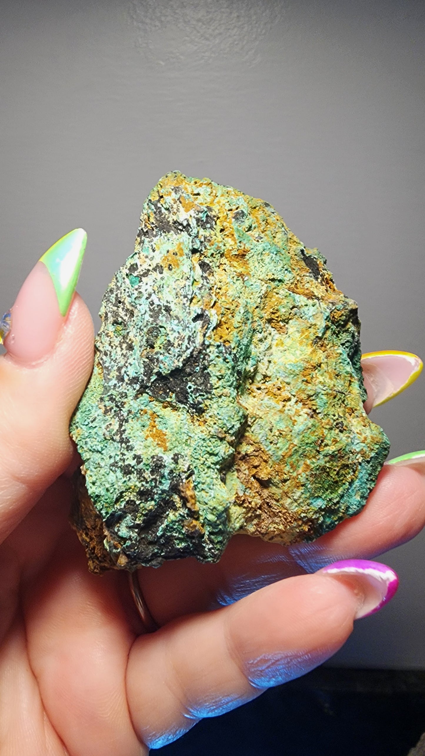 Natural Phoenix Stone (Copper Ore)