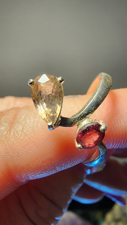 Handmade 925 Sterling Silver Garnet and Topaz Ring Sz 7.5