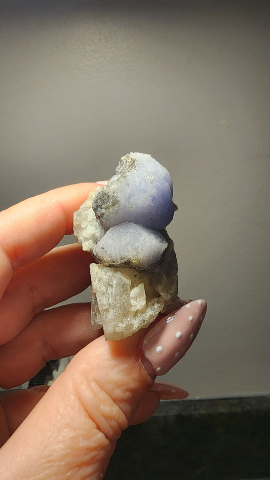 UV Reactive Hackmanite B65