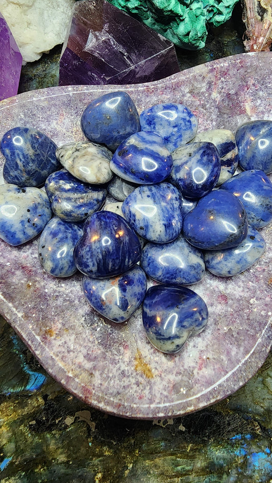 Mini Sodalite Heart Carving