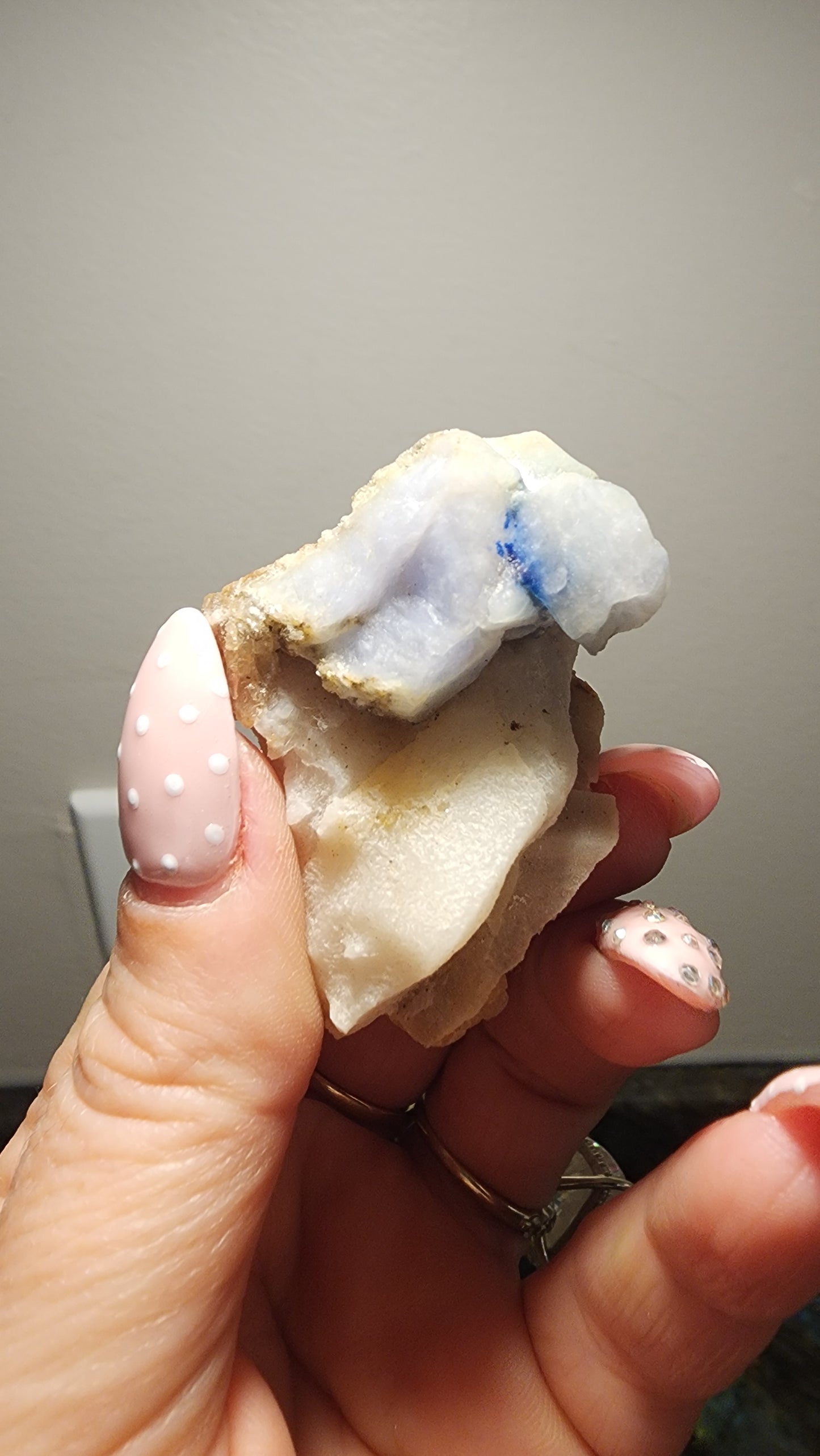 UV Reactive Hackmanite C65