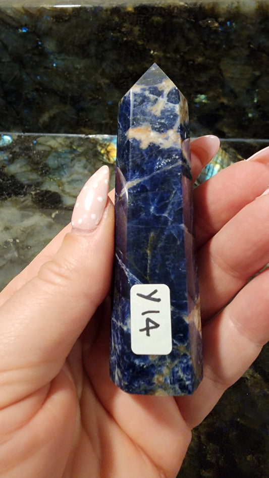 High Quality Sodalite Tower Y14