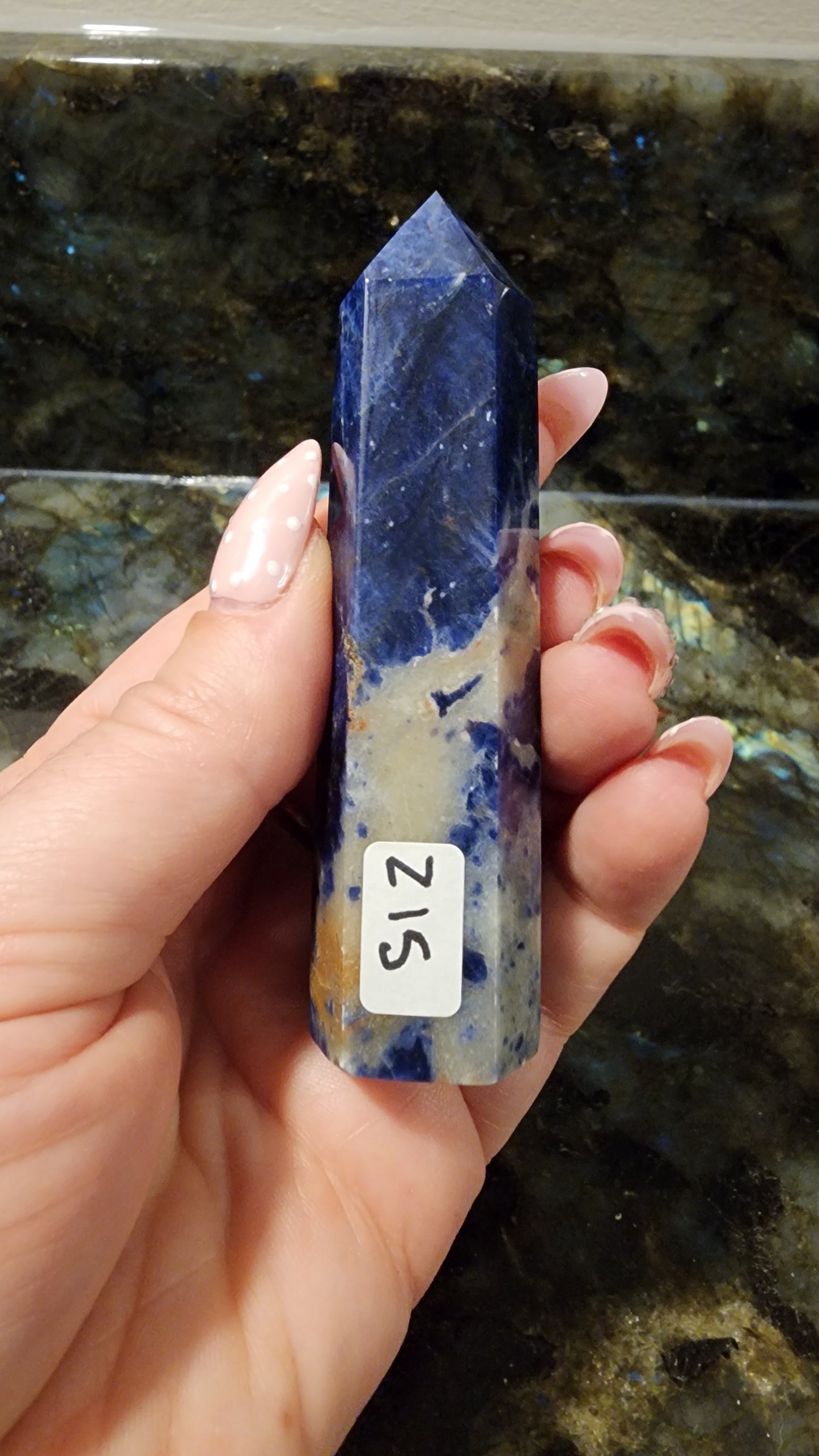 High Quality Sodalite Tower Z15